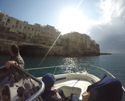 Giro in barca a Polignano